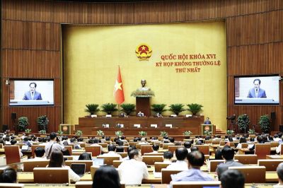 Ngày 13/8, Quốc hội tiếp tục thảo luận về các dự án Luật