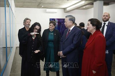 Tổng Bí thư, Chủ tịch nước Tô Lâm và Toàn quyền New Zealand thăm Triển lãm ảnh StarkWhite
