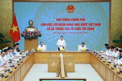 Thủ tướng Chính phủ Lê Minh Hưng: Điều hành chính sách tiền tệ phải bảo đảm ổn định vĩ mô, hỗ trợ tăng trưởng