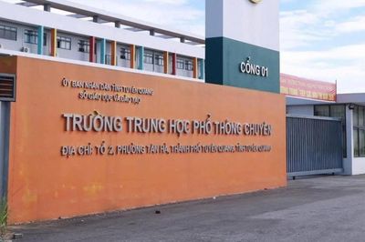 5 thí sinh vắng mặt trong buổi làm thủ tục dự thi lại tại Tuyên Quang