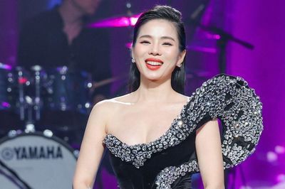 Lệ Quyên thành 'thí sinh' Miss World