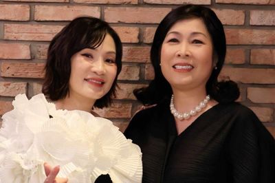Hồng Đào tuyên bố đúng 6 từ về ngày trọng đại của NSND Hồng Vân