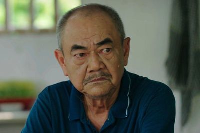 NSND Việt Anh tái xuất phim giờ vàng