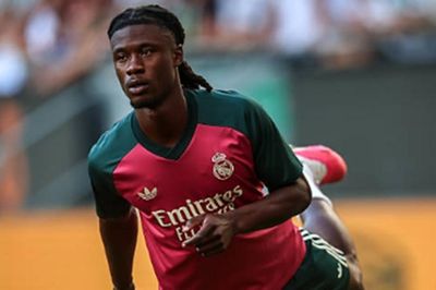 Manchester United ráo riết theo đuổi Eduardo Camavinga nhằm giải bài toán nhân sự