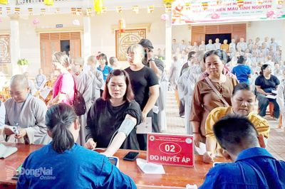 4 giờ, tiếp nhận 605 đơn vị máu hiến tình nguyện