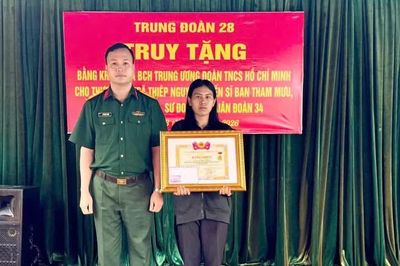 Ban Chấp hành Trung ương Đoàn truy tặng bằng khen cho Thượng sĩ Kpă Thiêp