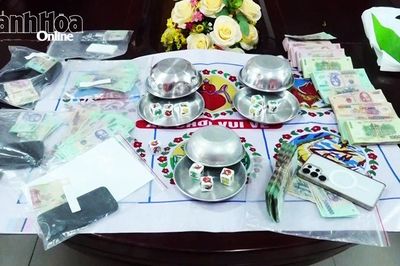 Công an Khánh Hòa triệt phá sòng bầu cua ở xã Diên Khánh, thu giữ gần 500 triệu đồng
