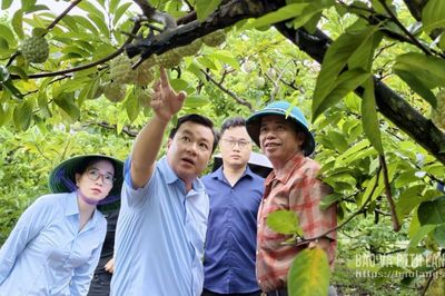 Đưa khoa học đến nhà nông