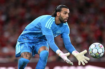 Arsenal vượt qua Como 4-3 ở loạt sút luân lưu sau khi hòa 1-1 trong trận giao hữu tại Emirates