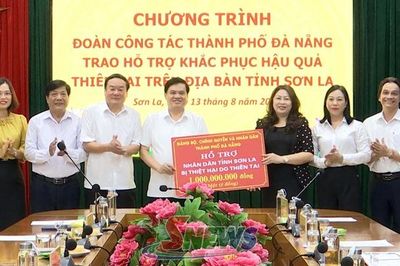 Ủy ban MTTQ Việt Nam thành phố Đà Nẵng thăm, hỗ trợ tỉnh Sơn La khắc phục hậu quả thiên tai