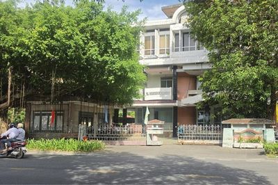 Mở lối cho cơ sở nhà, đất dôi dư