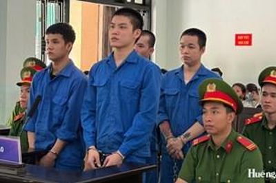 Mua bán ma túy, nhóm thanh niên phải trả giá đắt