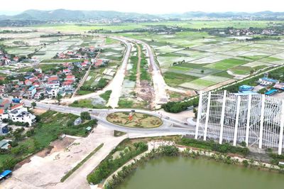 Quảng Ninh: Tháo gỡ điểm nghẽn, tăng tốc giải ngân đầu tư công
