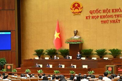 Nhìn lại đợt 1 Kỳ họp không thường lệ thứ Nhất, Quốc hội khóa XVI: Từ lập pháp, 'mở đường' cho phát triển