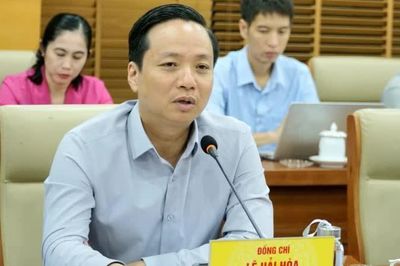 Chủ tịch UBND tỉnh Lê Hải Hòa làm việc với doanh nghiệp về định hướng đầu tư nhà máy ươm tơ, kéo sợi tại tỉnh