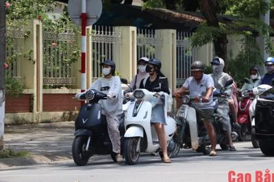 Hiểm họa tiềm ẩn từ mũ bảo hiểm không đạt chuẩn