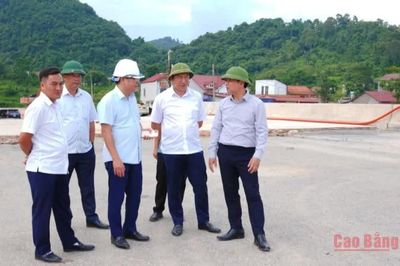 Chủ tịch UBND tỉnh Lê Hải Hòa: Tập trung xử lý các điểm nghẽn, tạo tuyến liên tục trên cao tốc Đồng Đăng - Trà Lĩnh
