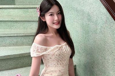 4 kiểu váy hoa nhí chưa có dấu hiệu hạ nhiệt, diện sang thu vẫn hợp mốt