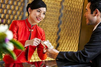 Khi đi du lịch, nếu được sắp xếp ở trong 3 phòng khách sạn này, hãy đổi phòng ngay lập tức