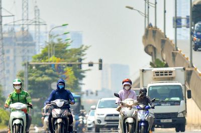 Thời tiết ngày 13/8: Bắc - Trung bộ nắng nóng gay gắt, Nam bộ mưa dông chiều tối