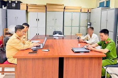 Một chủ xe ôtô bị phạt gần 500 triệu đồng do camera AI ghi nhận vi phạm gần 100 lỗi