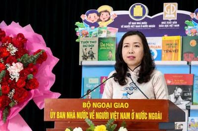 Gìn giữ tiếng Việt từ mỗi gia đình người Việt ở nước ngoài