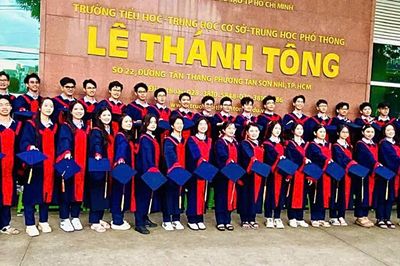 Lớp học đặc biệt ở TPHCM: 43/43 học sinh đỗ đại học các ngành sức khỏe
