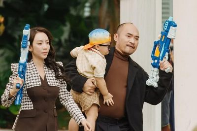 Quý Tử Vượt Giàu có giúp đạo diễn Quang Dũng giữ chắc vị trí 'ông hoàng phim làm lại'?