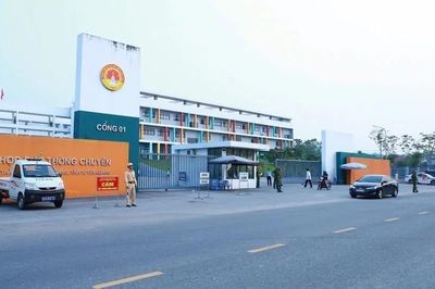 Không có thí sinh vi phạm quy chế trong ngày đầu kỳ thi lại tại Tuyên Quang