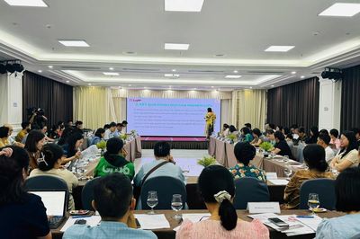 Lao động tự do làm việc ngoài trời đối diện nhiều rủi ro từ biến đổi khí hậu