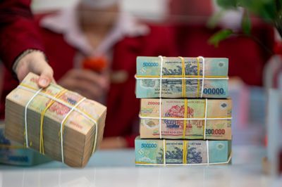 Lãi suất liên ngân hàng hạ nhiệt, qua đêm còn 4,4%/năm