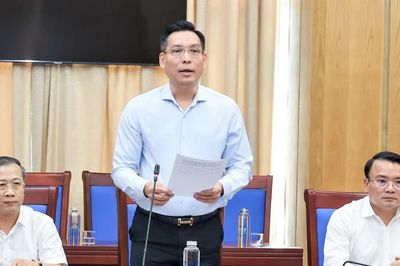 Bộ Ngoại giao làm việc với tỉnh Nghệ An về công tác người Việt Nam ở nước ngoài