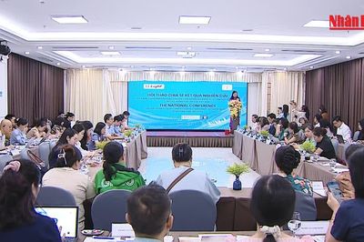 [Video] Biến đổi khí hậu gia tăng rủi ro sức khỏe với lao động tự do ngoài trời