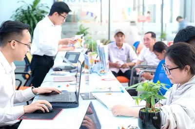Đừng đem tư duy phổ thông bước vào đại học