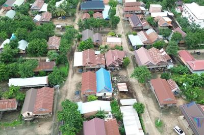 Gia Lai: Đồng bào Jrai tháo dỡ nhà cũ, sẵn sàng di dời lên khu tái định cư