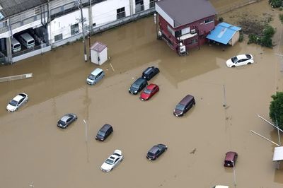 Mưa lớn kỷ lục ở miền Đông Nhật Bản