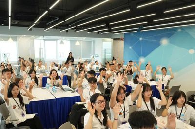 50 đội thi miền Bắc tăng tốc hoàn thiện dự án STEM