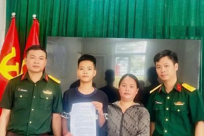 Không chờ gọi tên, những người trẻ tự nguyện viết đơn nhập ngũ