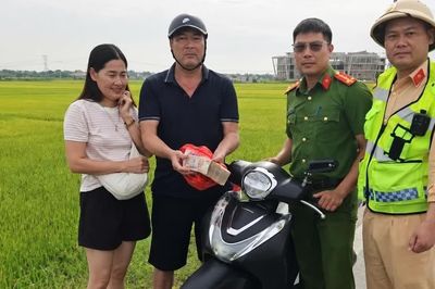 CSGT nhặt được 200 triệu đồng, tìm người đánh rơi để trao trả