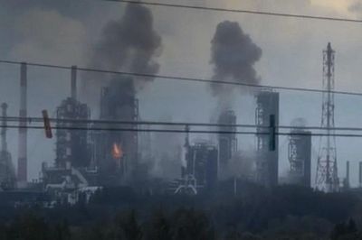 Ukraine tấn công nhà máy lọc dầu lớn của Gazprom