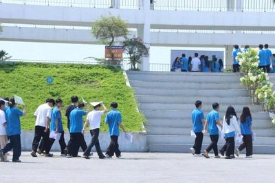 326 thí sinh ở Tuyên Quang bước vào buổi thi lại tốt nghiệp THPT môn Ngữ văn