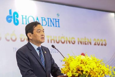 'Đại gia' xây dựng một thời trở lại đường đua, đối diện áp lực nợ và dòng tiền