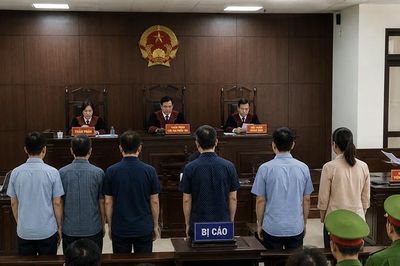 3 cựu công an tiếp tay cho đối tượng nước ngoài làm giả căn cước công dân