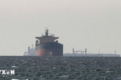 Căng thẳng Iran-UAE leo thang quanh tuyến hàng hải chiến lược Hormuz