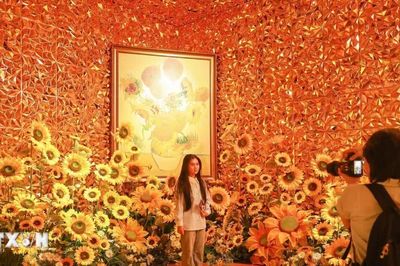 Van Gogh xuyên không - Đánh thức nghệ thuật bằng công nghệ