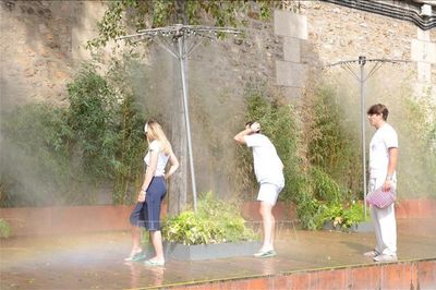 Biến đổi khí hậu: Pháp đặt mục tiêu tăng gấp đôi mạng lưới làm mát đô thị