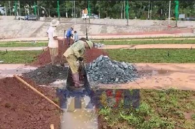 Khẩn trương khắc phục tình trạng lún, nứt Quảng trường Gia Nghĩa