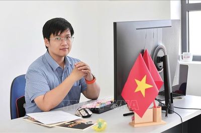 Chỉ thị 07-CT/TW: Thế hệ trẻ đưa việc học tập, thực hành theo Bác thành hành động cụ thể