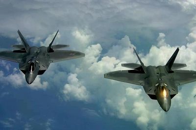 Trung Quốc phát triển AI giúp tên lửa tầm nhiệt nhận diện F-22 và F-35 với độ chính xác trên 90%