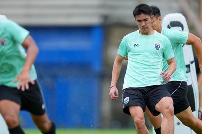 Thái Lan bổ sung Patrik Gustavsson trước trận gặp Singapore tại bán kết ASEAN Cup 2026